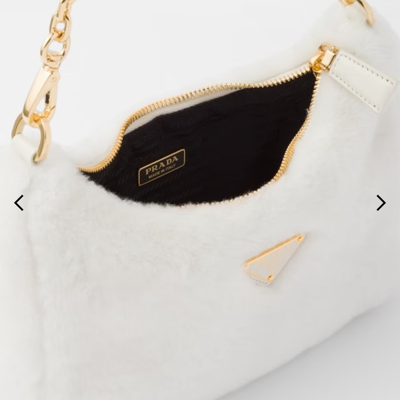 *RARE* Prada Re-Edition Shearling Mini-Bag - Picture 4 of 7